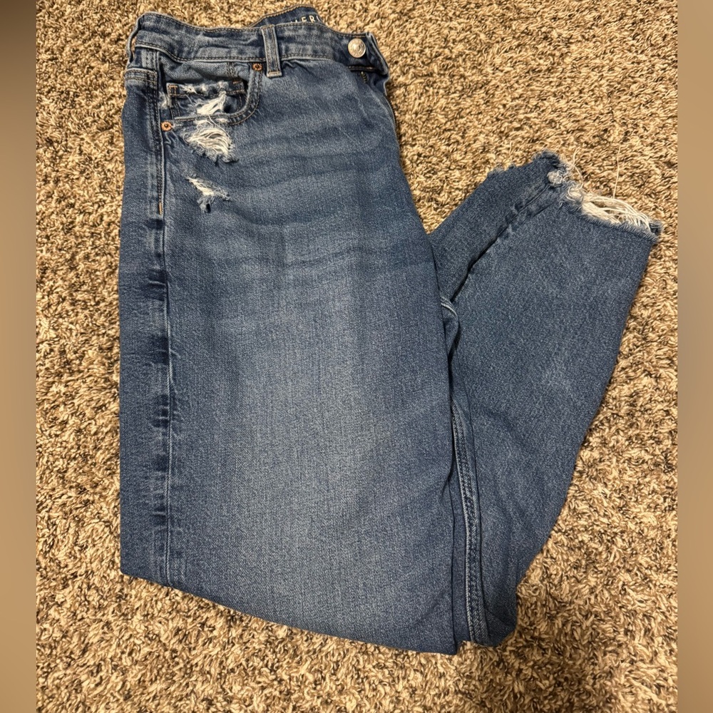 American Eagle Mom Jeans